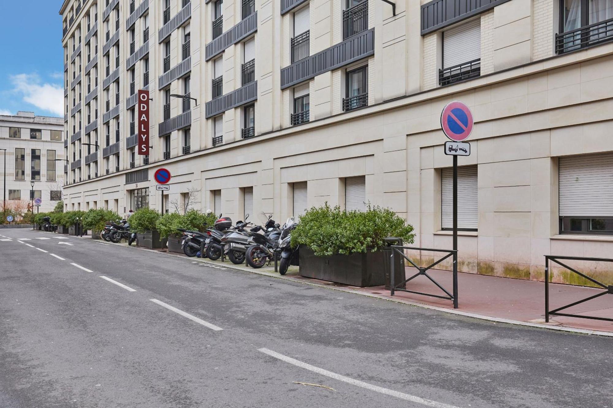 巴黎市勒瓦卢瓦奥德利公寓式酒店 外观 照片